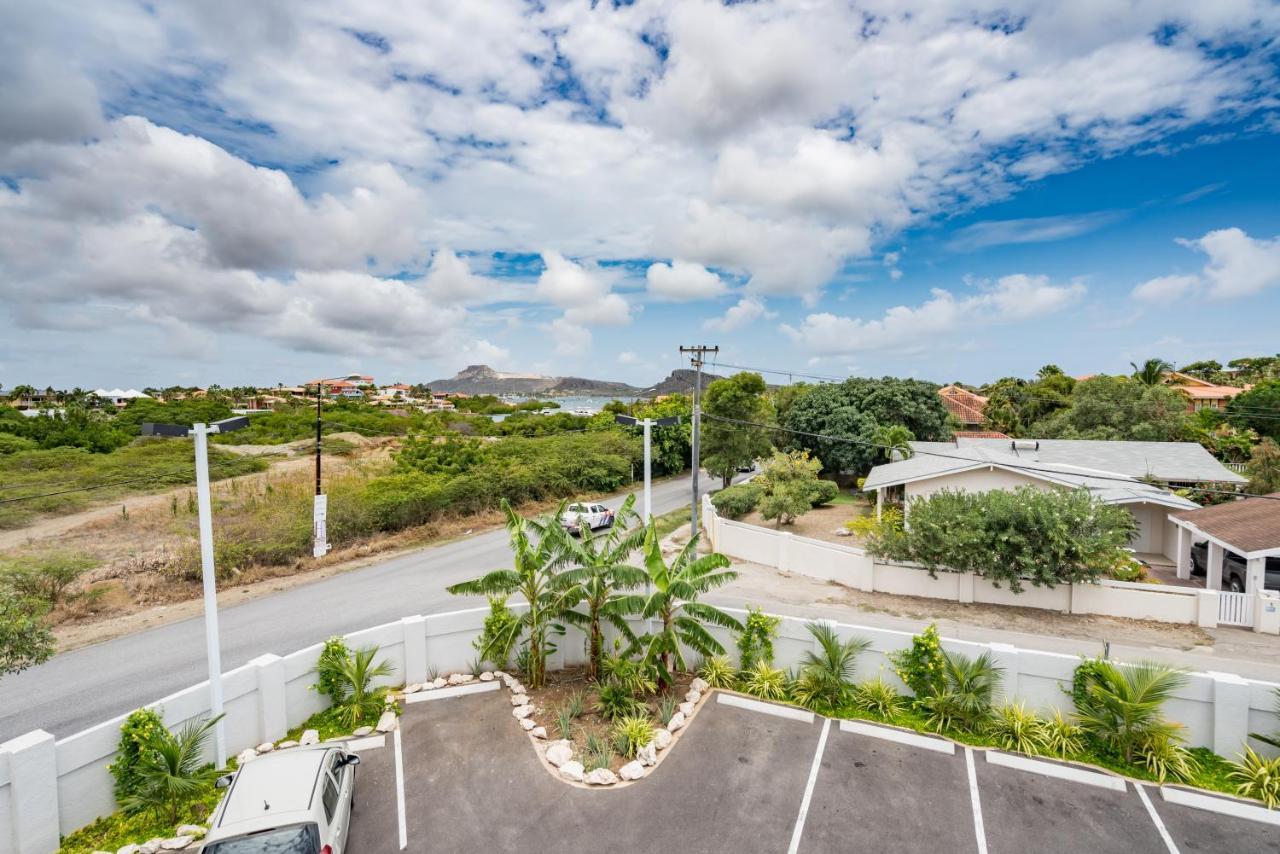 Bed & Bike Curacao - Jan Thiel Hostel Willemstad Exterior photo